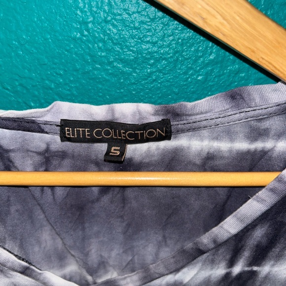 Elite collection women’s size small, tie-dyed T-shirt, super soft - Picture 2 of 3
